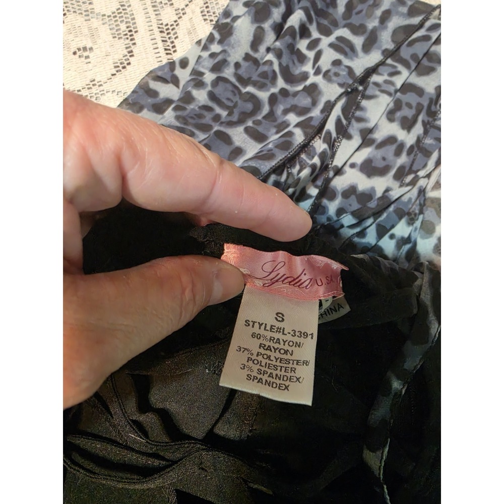 Lydia grey leopard print dress features a corset-style lace-up front Small - Picture 3 of 4